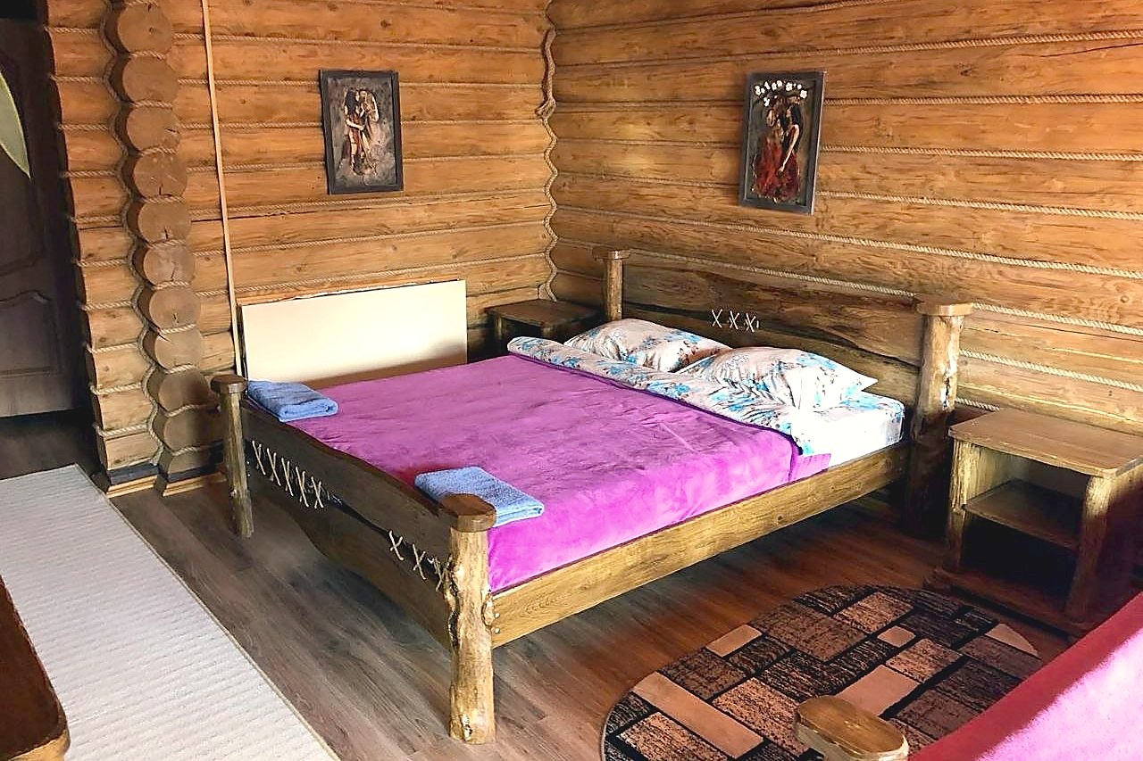 Дерев'яний номер Forest Camp